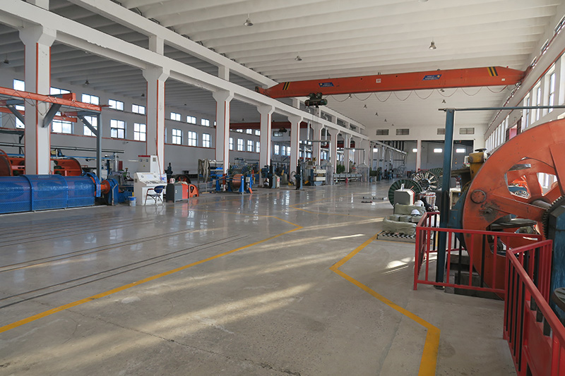 爬山虎線纜公司實(shí)驗(yàn)室以及檢驗(yàn)車間拍攝(圖1) 爬山虎線纜公司實(shí)驗(yàn)室以及檢驗(yàn)車間拍攝(圖1)