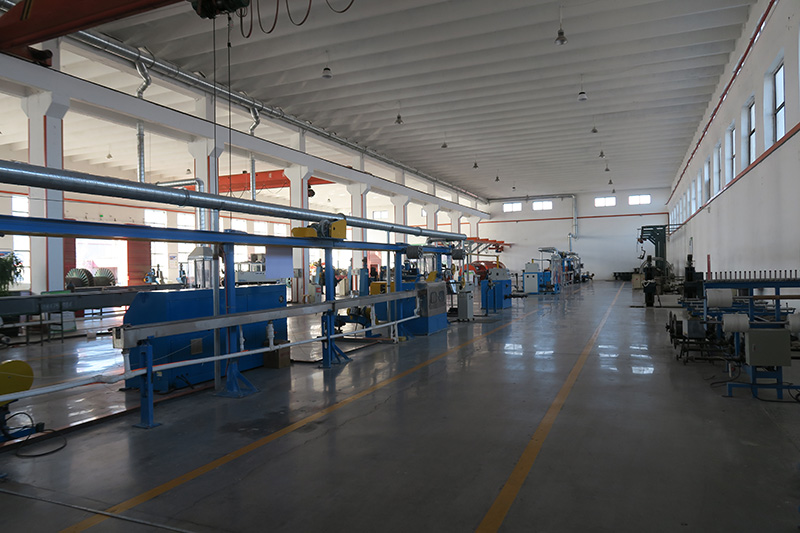 爬山虎線纜公司實(shí)驗(yàn)室以及檢驗(yàn)車間拍攝(圖6) 爬山虎線纜公司實(shí)驗(yàn)室以及檢驗(yàn)車間拍攝(圖6)